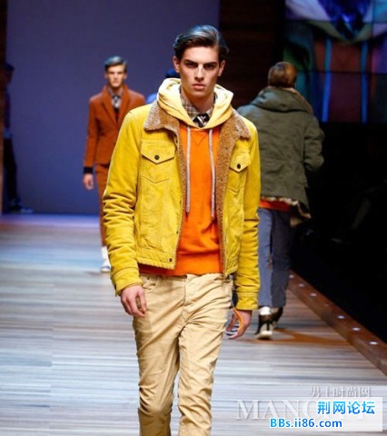 3_2011031320490223UWr.jpg