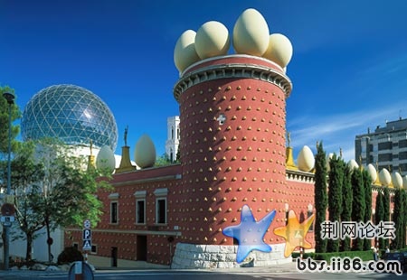 Torre Galatea (Figueras, Spain).jpg
