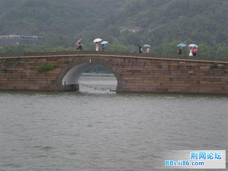 西湖的水我泪.jpg