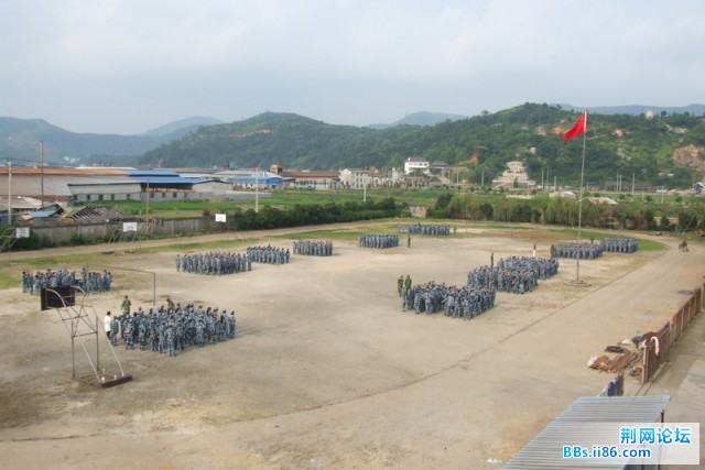 军训场地全景.JPG