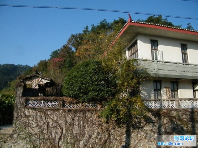 07靠北南邻居  画家周沧米住地DSCF5823.JPG