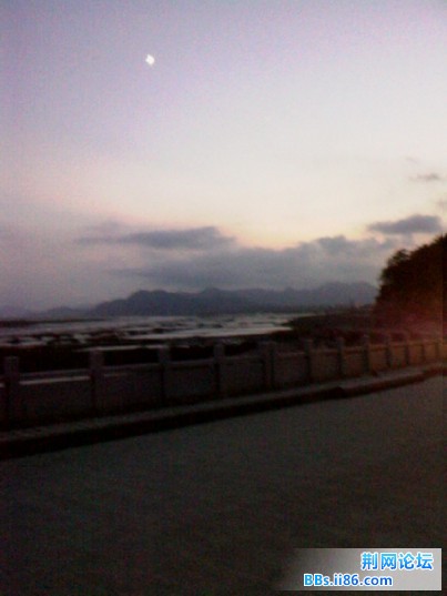 海岛远眺